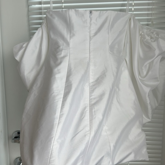 Dress - Picture 12 of 16